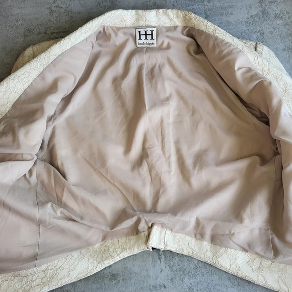 Haute Hippie Cropped Lace Blazer Jacket - Picture 7 of 12